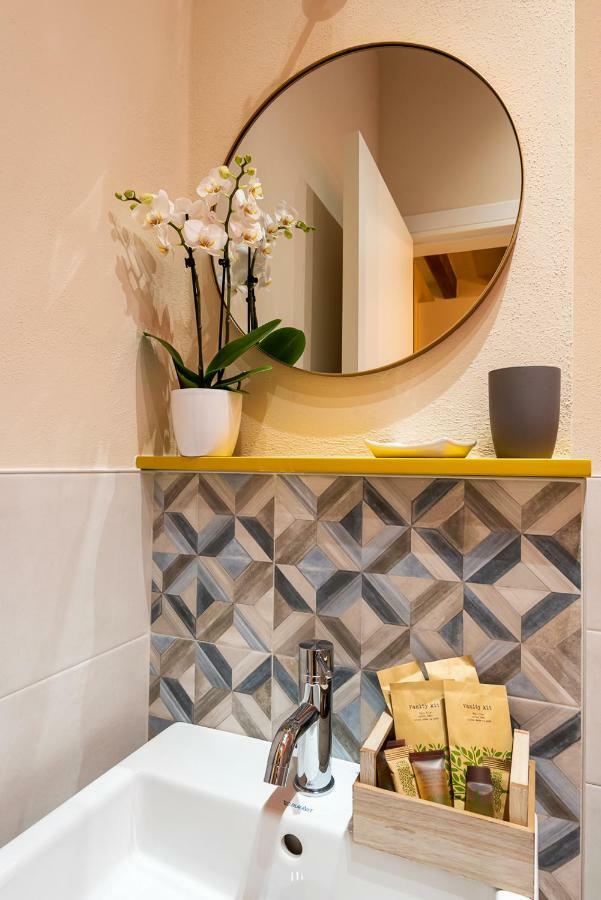 דסנזאנו דל גארדה Dreamy Apartment Tre Corone Old Town מראה חיצוני תמונה
