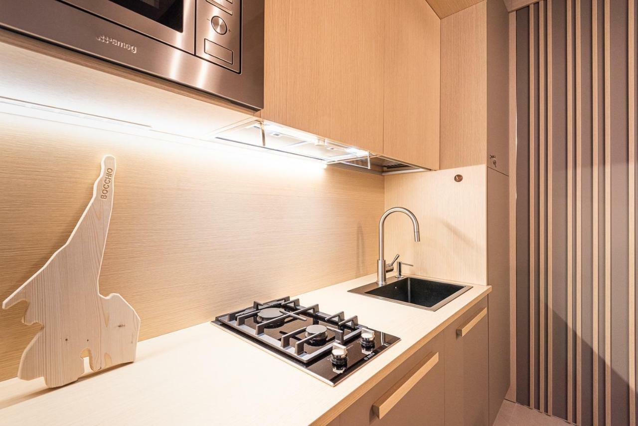 דסנזאנו דל גארדה Dreamy Apartment Tre Corone Old Town מראה חיצוני תמונה